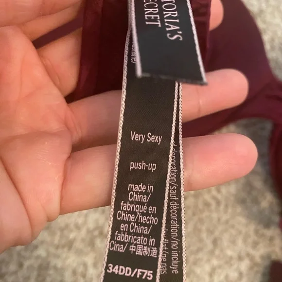 Victoria secret very sexy push up bra - Picture 6 of 11